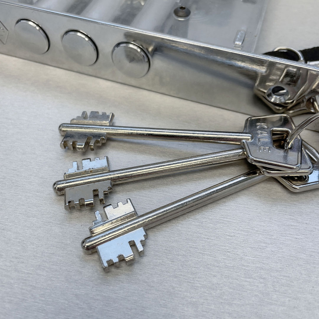 New Turbo Decoder Original Mottura / Kale 4×4 Lucky Decoder Automatic Lucky Decoder can open and decode lock models Mottura and Kale 4×4 double bit level lock | Emirates Keys